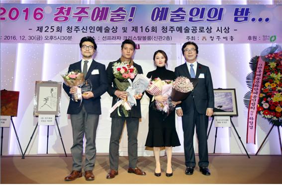 사진크게보기
